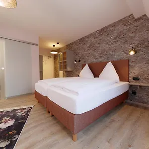 - Weinbar Fahr Away Volkach